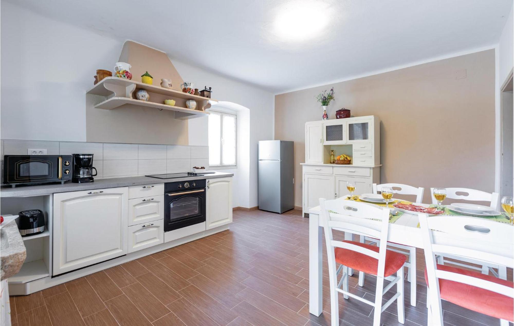 Cozy Home In Pazin With House A Panoramic View Eksteriør bilde