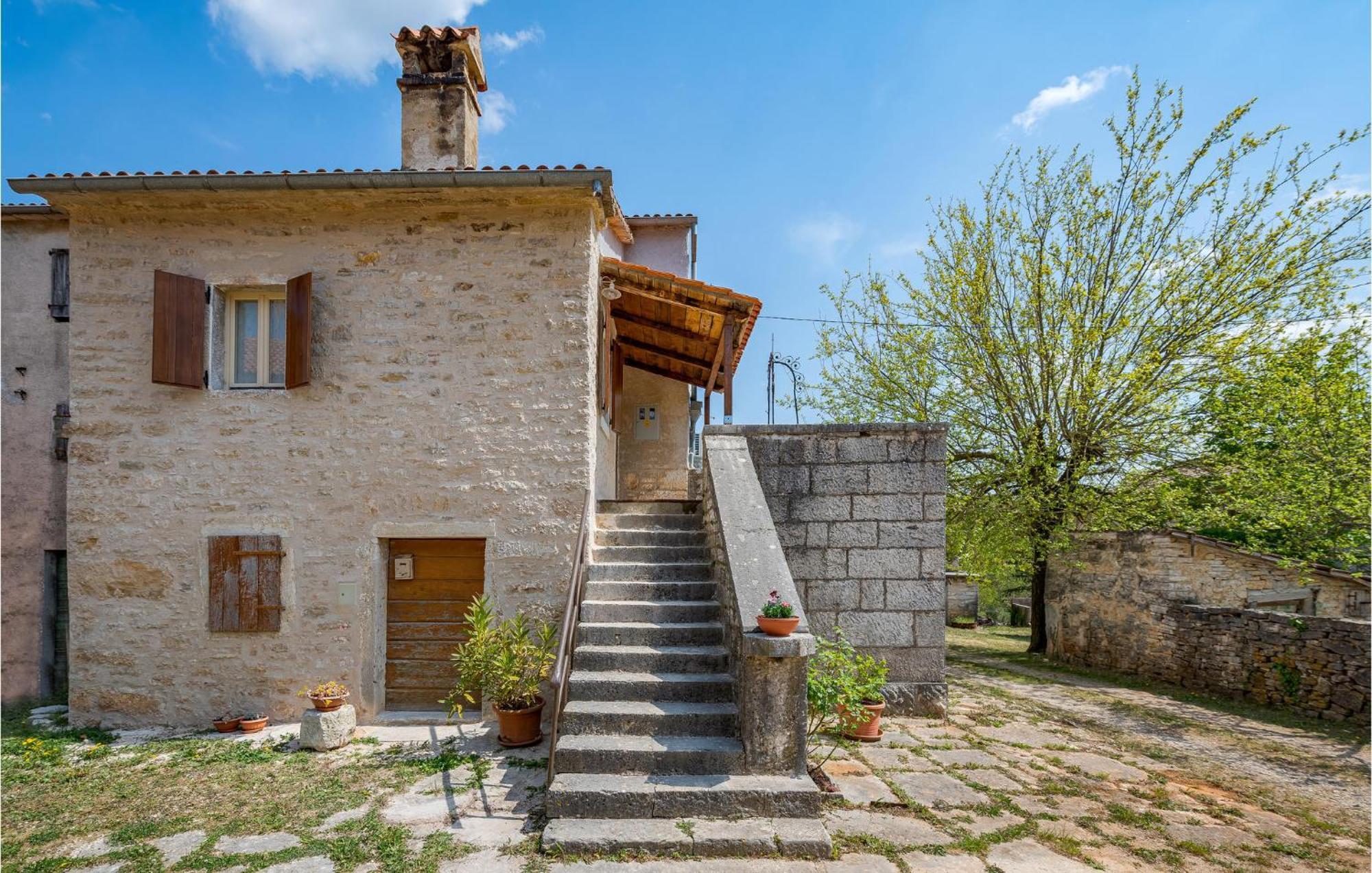 Cozy Home In Pazin With House A Panoramic View Eksteriør bilde